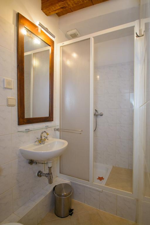 Rooms Livia โตรกีร์ ห้อง รูปภาพ